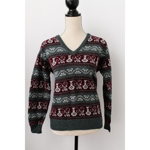 Snowflakes Wool deadstock pullover sweater Small Holiday Winter Cozy - Picture 1 of 8